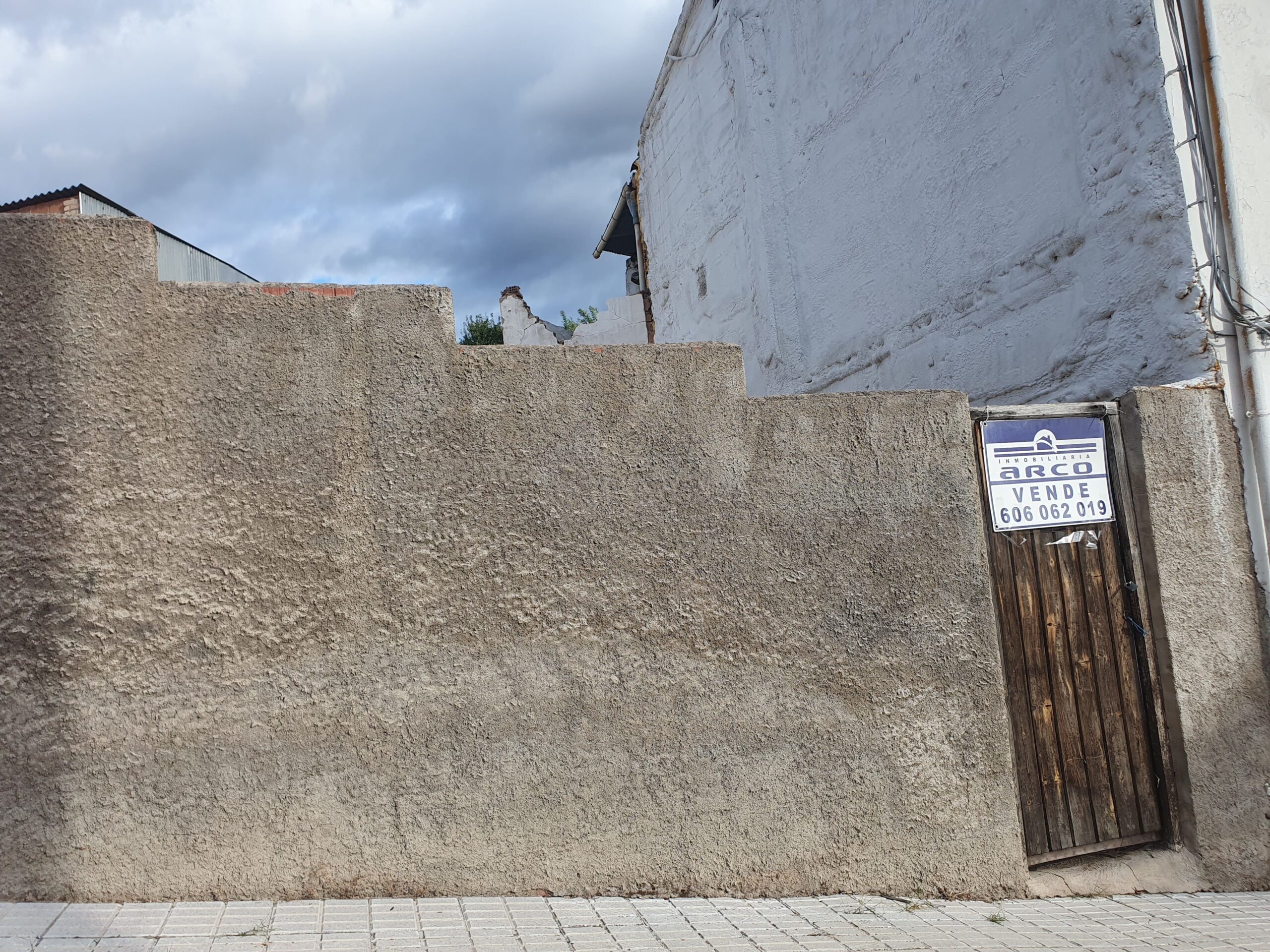 Solar en calle Almería